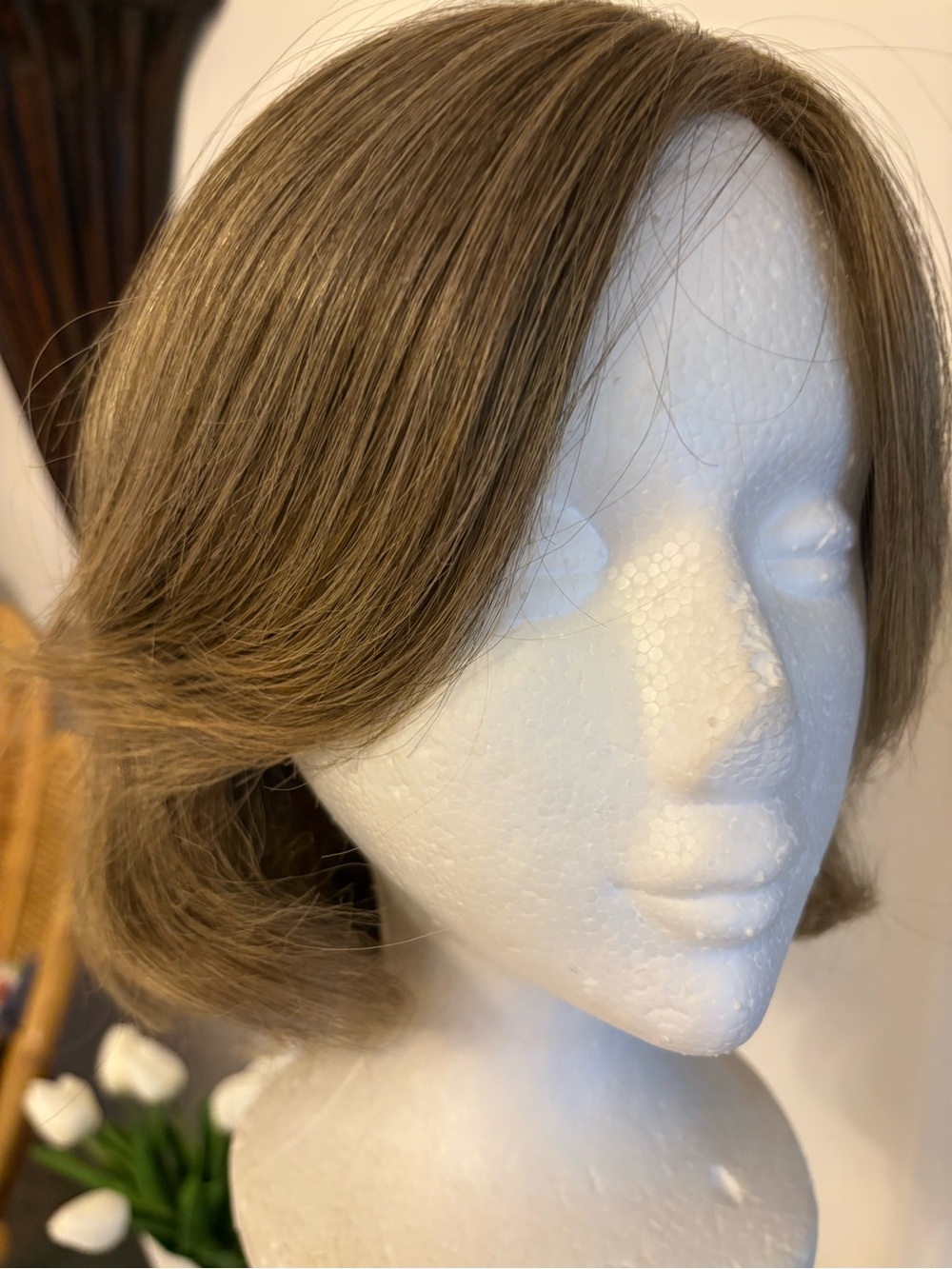 REVLON Brunette Mono Top Synthetic Wig! Wave! Adjustable Nape! Very good!